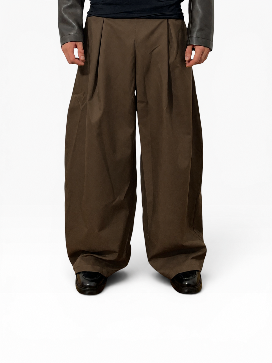 Pantalon parachute structuré à pinces | Homme