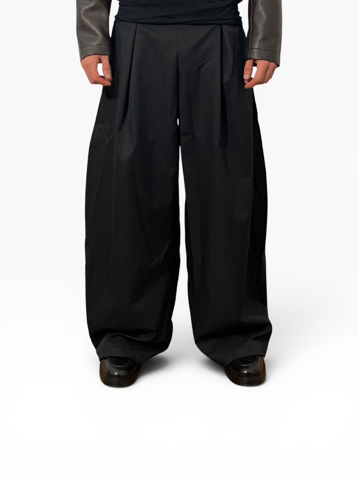 Pantalon parachute structuré à pinces | Homme